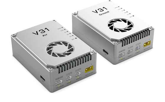 De V31 digitale videoreceiver heeft een transmissieafstand van 30 km en kan worden aangepast aan verschillende zelfmoorddrones